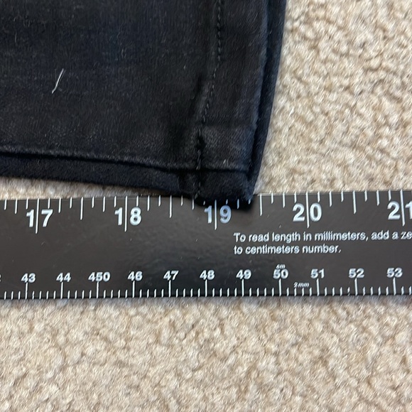 Judy Blue sz 3/26 non- distressed black Capri x2 - Picture 6 of 7